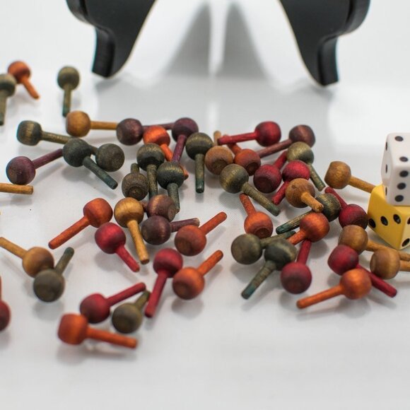 Vintage Peg Board Game - 1960 | Milton Bradley - Picture 2 of 6